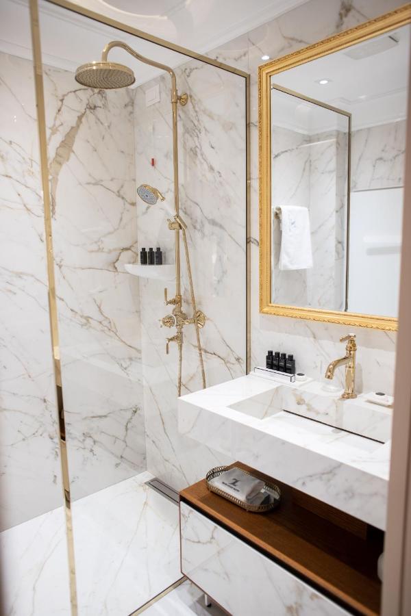 Seven Luxury Tiranë